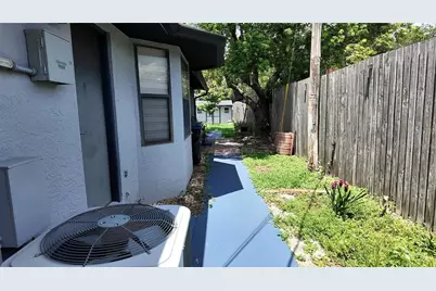 1055 Holden Avenue, Orlando, FL 32839 - Photo 15