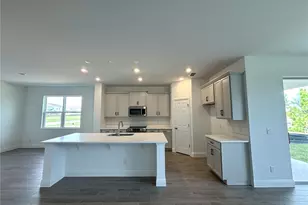 7252 Rolling Leaf Rd, Groveland, FL 34736 - Photo 3