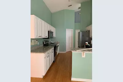 2636 Hawthorne Lane, Kissimmee, FL 34743 - Photo 11