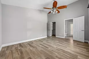 18806 Chemille Dr, Lutz, FL 33558 - Photo 39