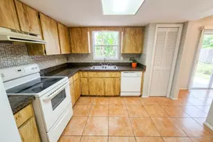 113 S Deerwood Ave, Orlando, FL 32825 - Photo 3