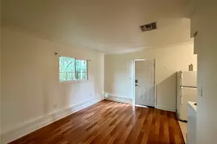 322 1/2 S Maple Ave, Sanford, FL 32771 - Photo 3