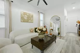 820 Pecan Ave, Sanford, FL 32771 - Photo 5