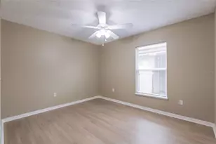 8161 Golden Chickasaw Cir, Orlando, FL 32825 - Photo 11