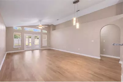 8161 Golden Chickasaw Circle, Orlando, FL 32825 - Photo 5