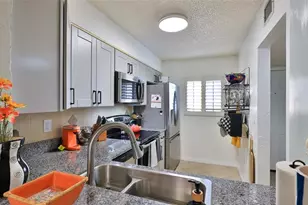 145 N Halifax Ave, Daytona Beach, FL 32118 - Photo 5