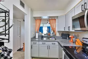 145 N Halifax Ave, Daytona Beach, FL 32118 - Photo 3