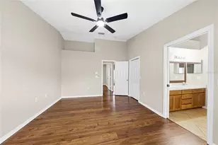 12807 Raysbrook Dr, Riverview, FL 33569 - Photo 9