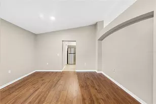 12807 Raysbrook Dr, Riverview, FL 33569 - Photo 5