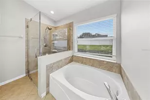 12807 Raysbrook Dr, Riverview, FL 33569 - Photo 11