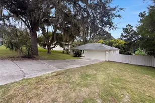 12054 Joe Herrmann Dr, San Antonio, FL 33576 - Photo 29