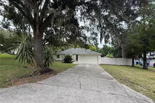 12054 Joe Herrmann Dr, San Antonio, FL 33576 - Photo 27