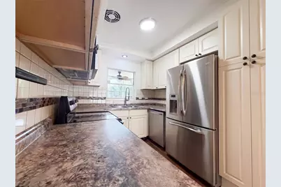 409 Berwick Avenue, Temple Terrace, FL 33617 - Photo 3