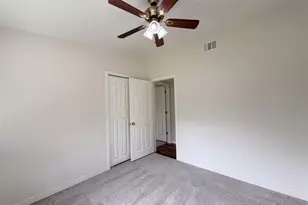 409 Berwick Ave, Temple Terrace, FL 33617 - Photo 15