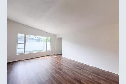 409 Berwick Avenue, Temple Terrace, FL 33617 - Photo 7