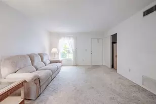 6657 Gunnell Ct, Orlando, FL 32809 - Photo 5
