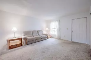 6657 Gunnell Ct, Orlando, FL 32809 - Photo 3