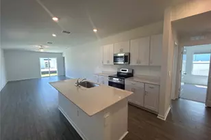 3098 NE 38th Ln, Ocala, FL 34479 - Photo 3