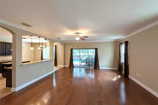 7714 Landcare Ln, Tampa, FL 33616 - Photo 7
