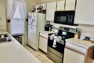 8705 Knightsbridge Ct, Kissimmee, FL 34747 - Photo 5