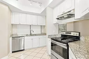 4415 Las Palmas Ave, Spring Hill, FL 34606 - Photo 7