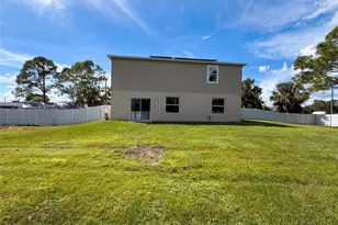 370 Hyacinth St, Port Charlotte, FL 33954 - Photo 5