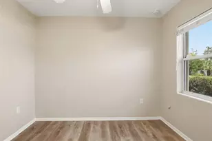 2210 Beatrice Dr, Orlando, FL 32810 - Photo 19