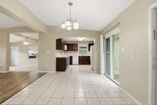 2210 Beatrice Dr, Orlando, FL 32810 - Photo 15