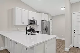 583 Bablonica Dr, Orlando, FL 32807 - Photo 3