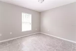 927 Cambridge Ct, Kissimmee, FL 34758 - Photo 9