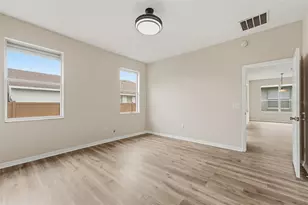 185 Venetian Bay Cir, Sanford, FL 32771 - Photo 21
