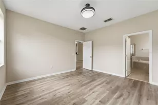 185 Venetian Bay Cir, Sanford, FL 32771 - Photo 17