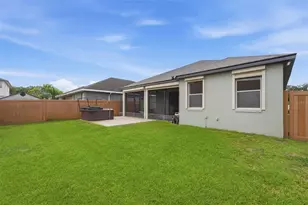 185 Venetian Bay Cir, Sanford, FL 32771 - Photo 35