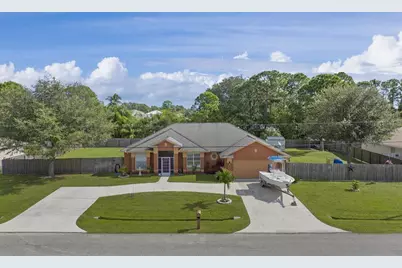 651 NW North Macedo Boulevard, Port Saint Lucie, FL 34983 - Photo 3