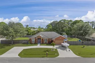 651 NW North Macedo Blvd, Port Saint Lucie, FL 34983 - Photo 3