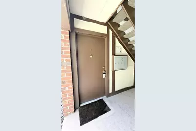 5311 Hansel Avenue #D11, Orlando, FL 32809 - Photo 9