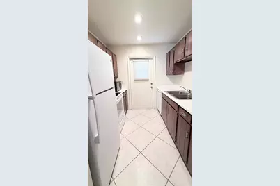 5311 Hansel Avenue #D11, Orlando, FL 32809 - Photo 5