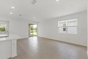 9124 Wildlight Trl, Wildwood, FL 34785 - Photo 9