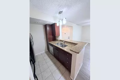 5112 Conroy Road #13, Orlando, FL 32811 - Photo 5