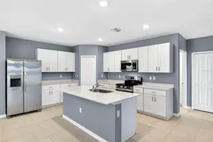 3809 Ambersweet Xing, Parrish, FL 34219 - Photo 9