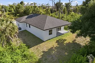 136 Lomas Rd, Rotonda West, FL 33947 - Photo 3