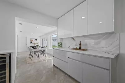 7905 9th Avenue S, Saint Petersburg, FL 33707 - Photo 13