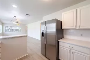 1331 30th Ave E, Bradenton, FL 34208 - Photo 11