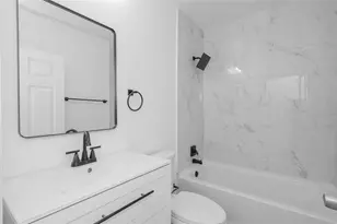 8021 N Edison Ave, Tampa, FL 33604 - Photo 11