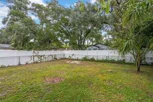8021 N Edison Ave, Tampa, FL 33604 - Photo 25