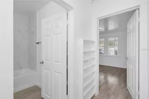 8021 N Edison Ave, Tampa, FL 33604 - Photo 9