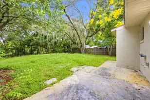 12214 Eastcove Dr, Orlando, FL 32826 - Photo 13