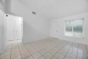 12214 Eastcove Dr, Orlando, FL 32826 - Photo 7