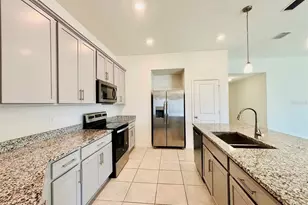 1028 Mattie Pointe Wy, Auburndale, FL 33823 - Photo 13