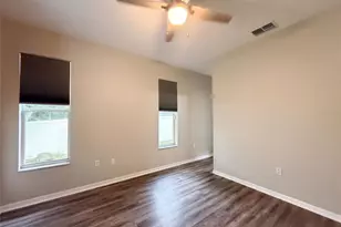 219 Willow Bend Pkwy, Lutz, FL 33549 - Photo 19